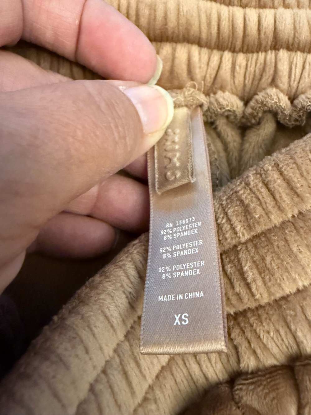 Skims Velour High Waist Jogger - Picture 5 of 5